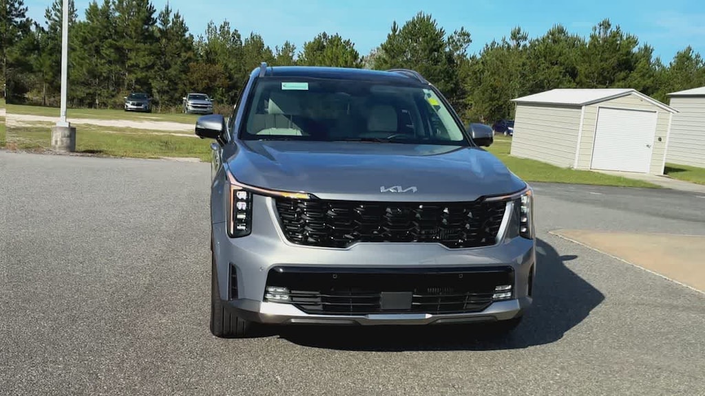 Used 2025 Kia Sorento SX