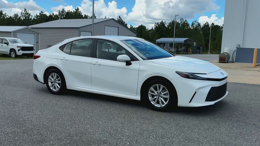 Used 2025 Toyota Camry LE