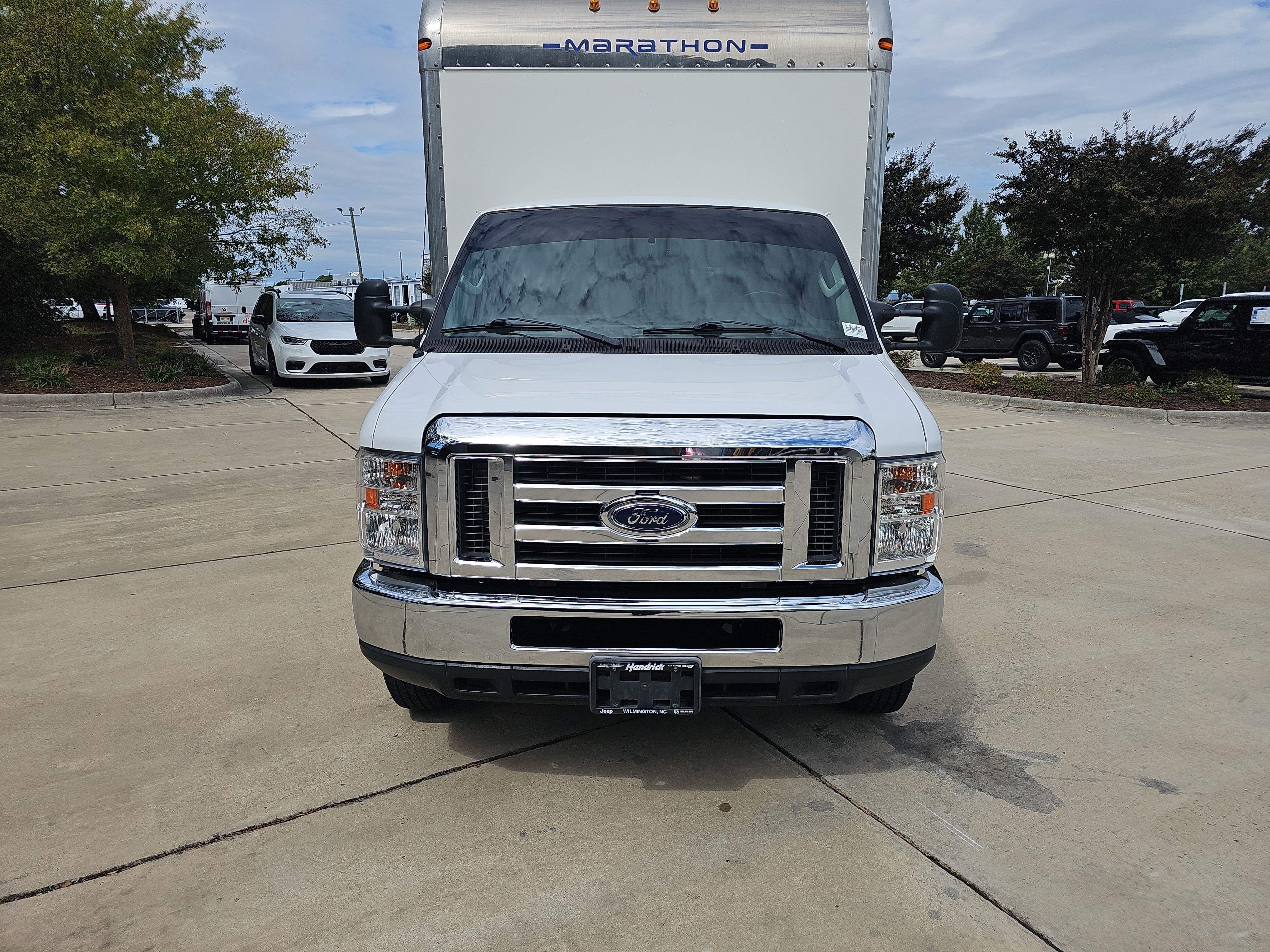 Used 2019 Ford E-450 Cutaway Truck