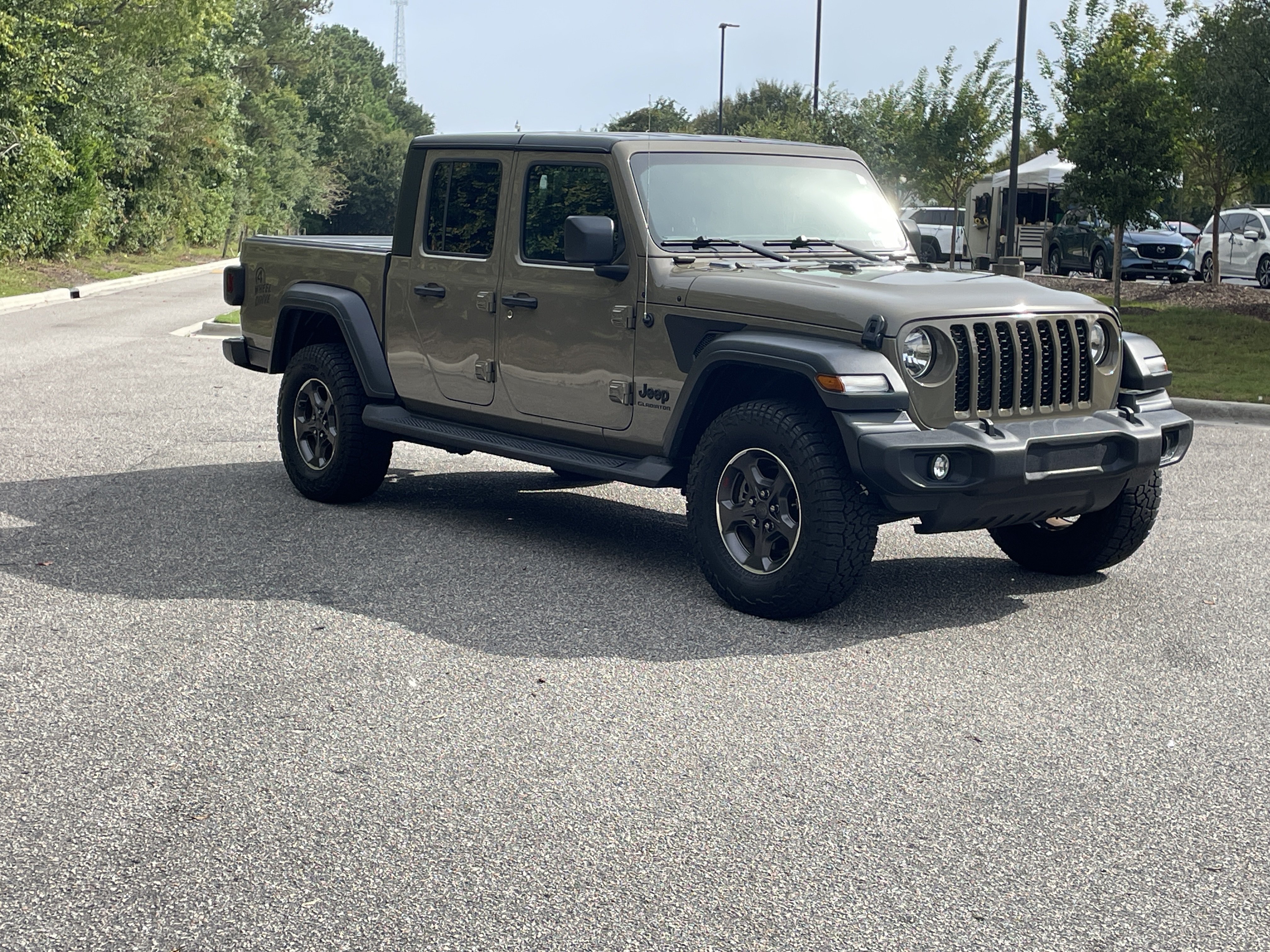 Used 2020 Jeep Gladiator Sport S Truck Crew Cab