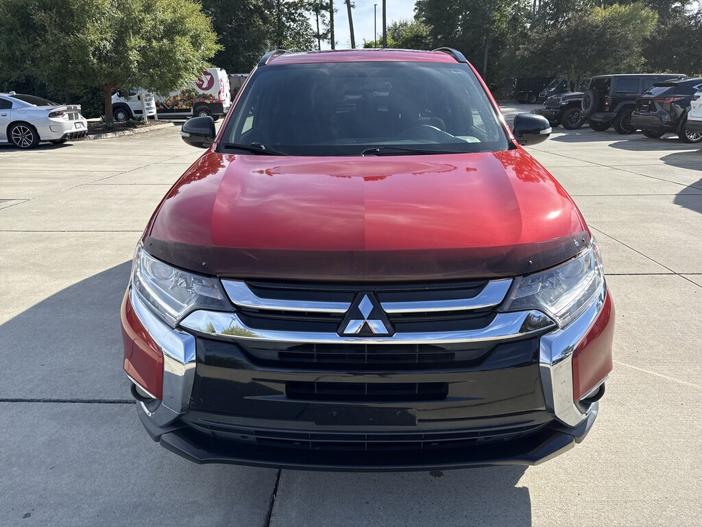 Used 2018 Mitsubishi Outlander LE CUV