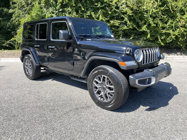 2026 Jeep Wrangler Sahara SUV