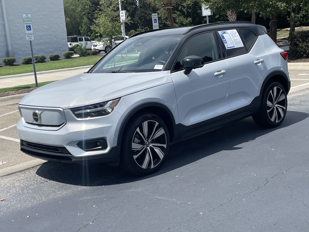 Used 2022 Volvo XC40 Recharge Twin Pure Electric Twin Plus SUV