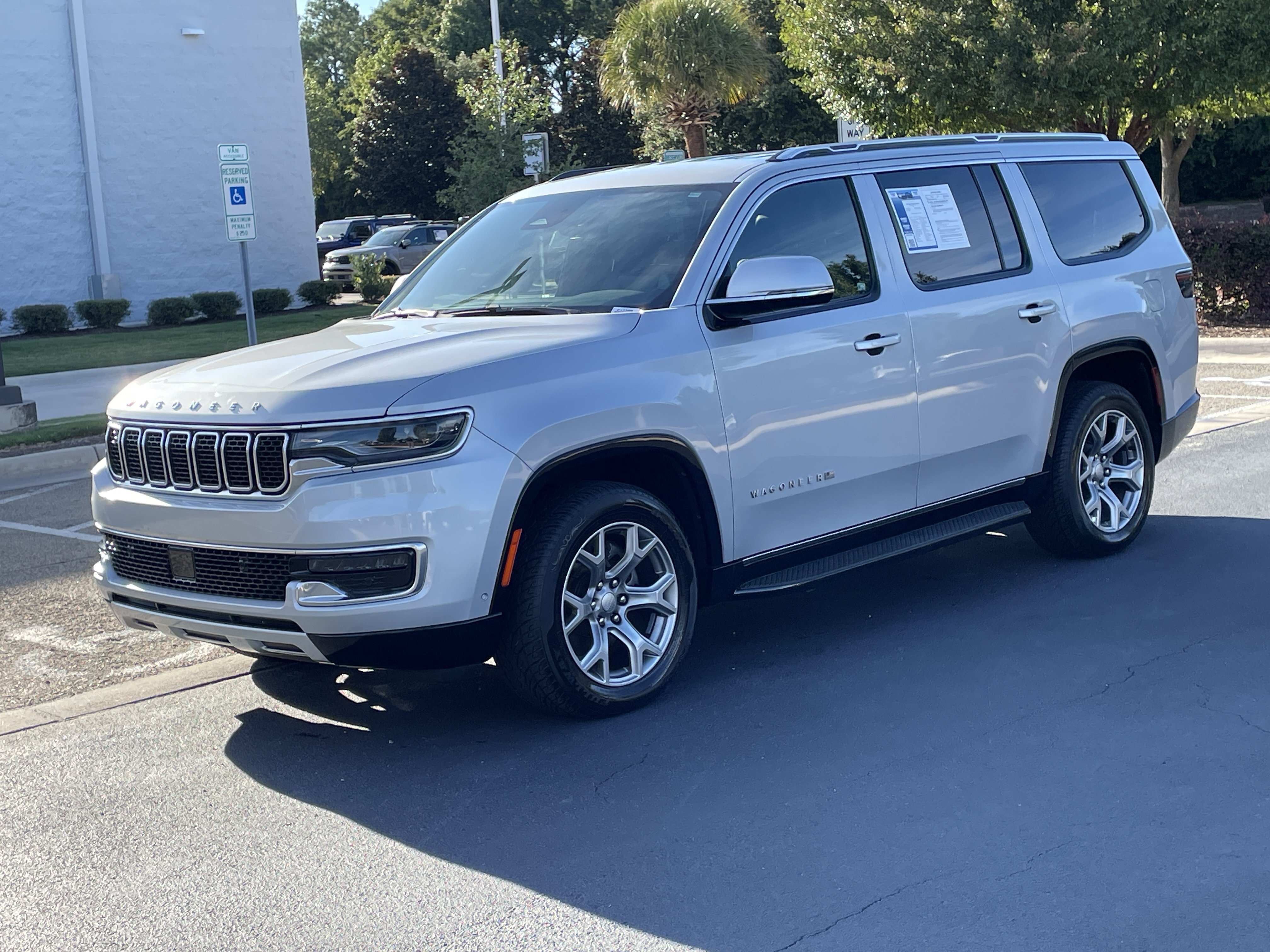 Used 2022 Jeep Wagoneer Series II SUV