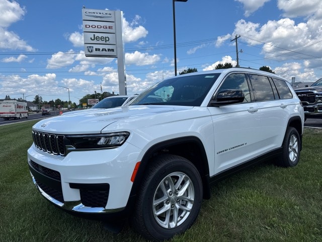 2026 Jeep Grand Cherokee L Laredo