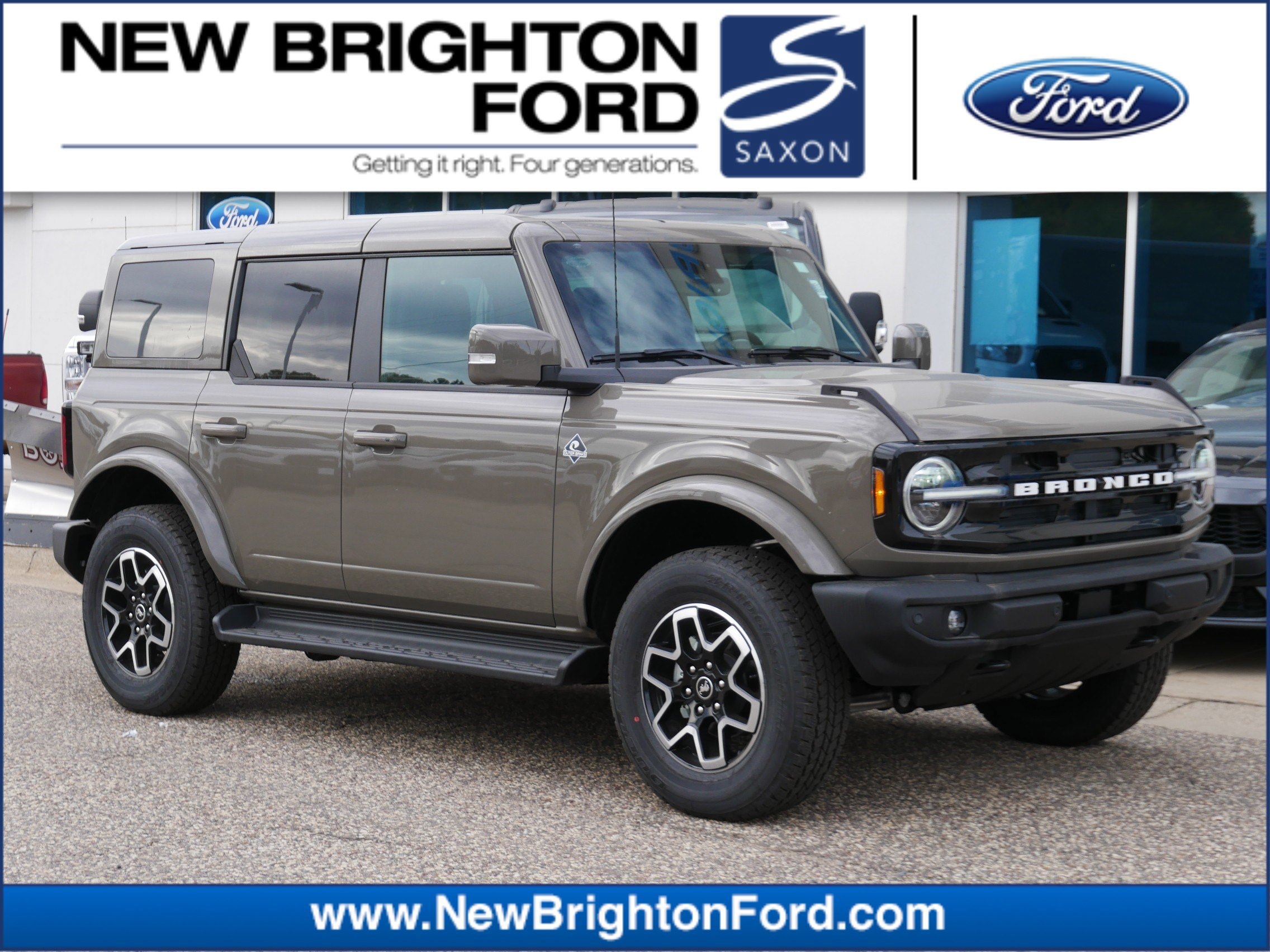 2025 Ford Bronco 4-Door Outer Banks