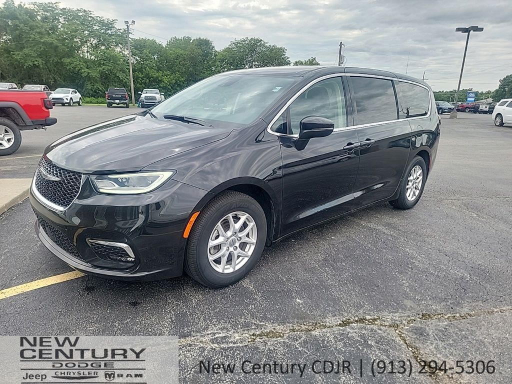 2023 Chrysler Pacifica