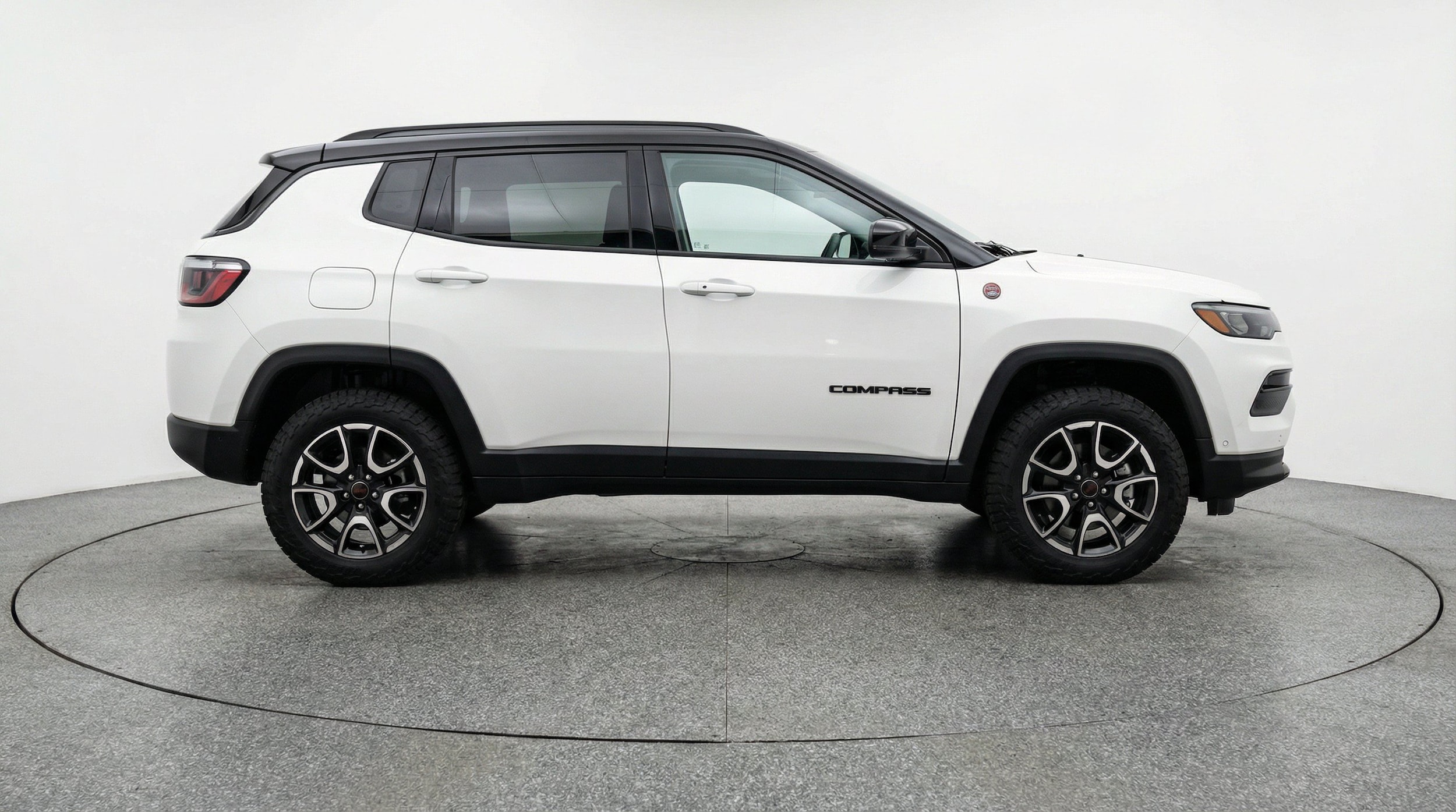 Thumbnail: 2025 Jeep Compass - 11