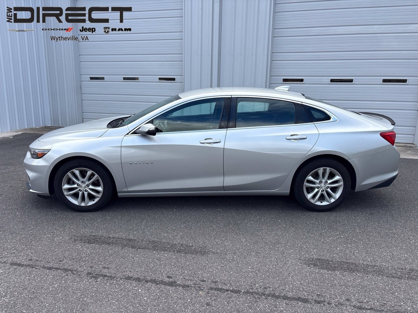 Used 2018 Chevrolet Malibu 1LT with VIN 1G1ZD5ST4JF266726 for sale in Wytheville, VA