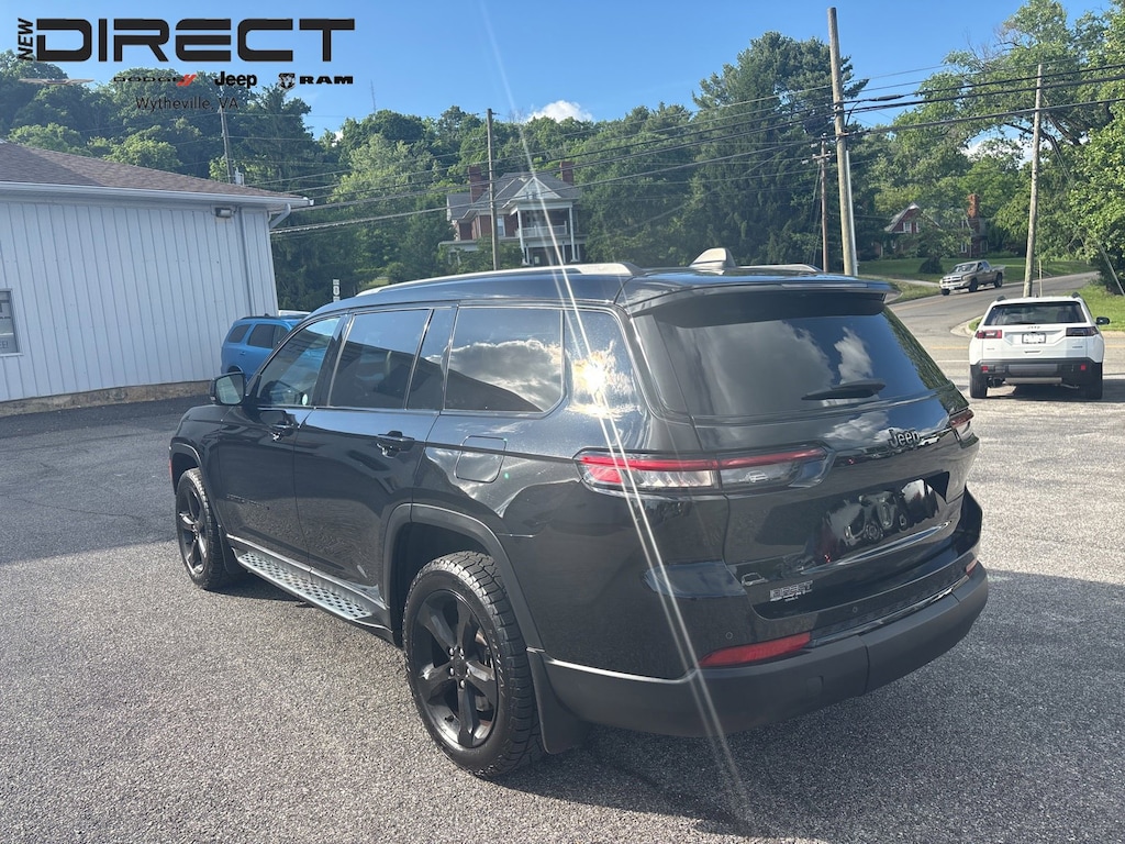 Used 2023 Jeep Grand Cherokee L Altitude SUV