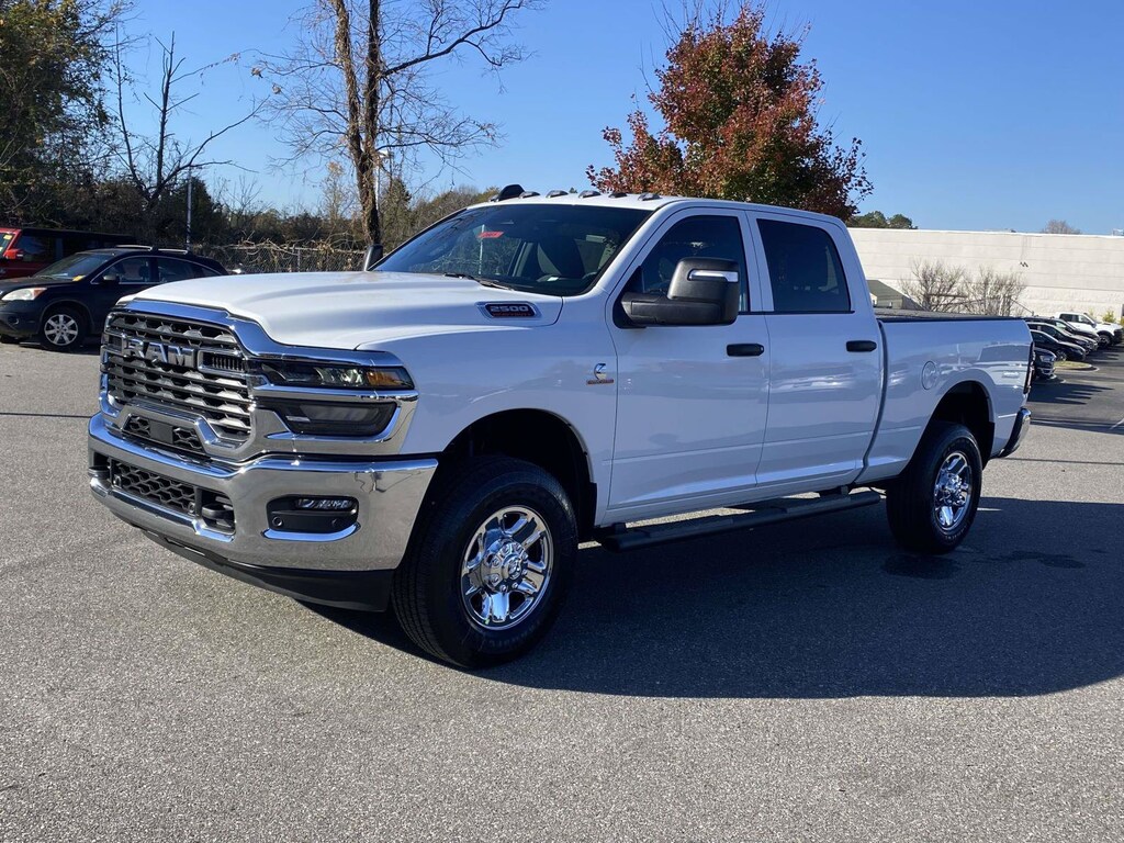 New 2026 Ram 2500 TRADESMAN CREW CAB 4X4 6'4 BOX Pickup