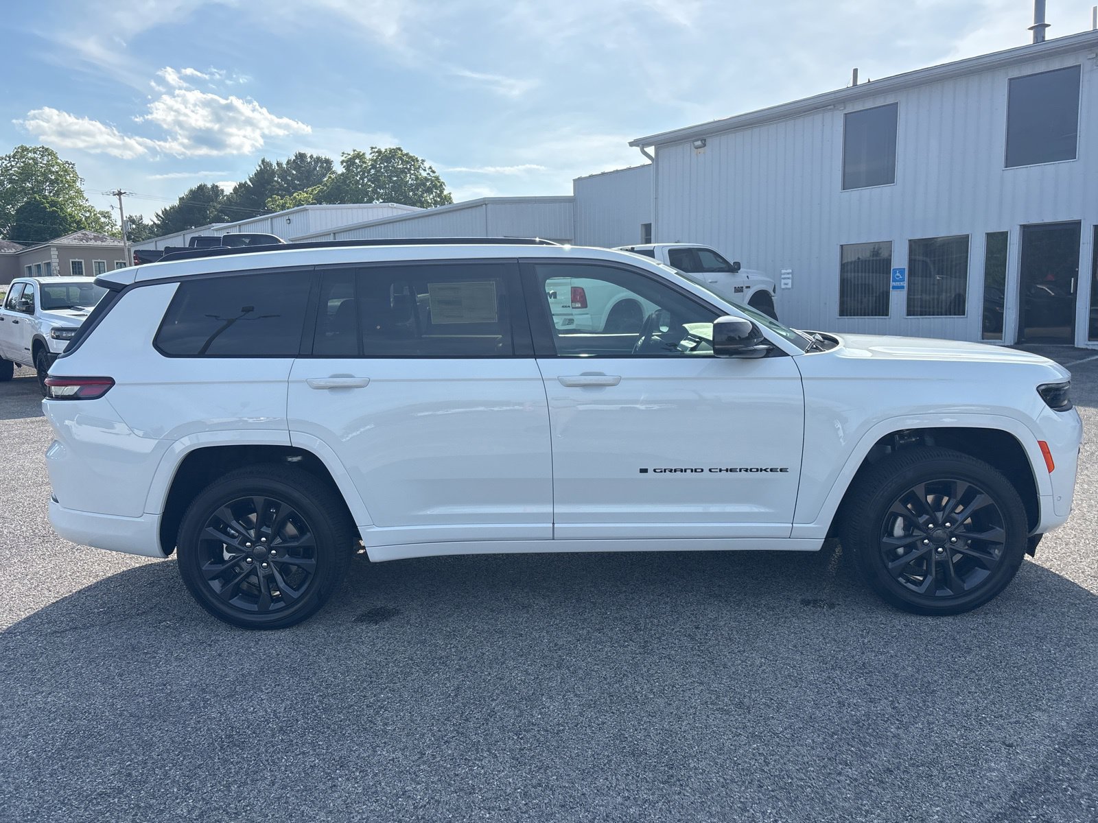 2026 Jeep Grand Cherokee L Limited Reserve - Photo 7