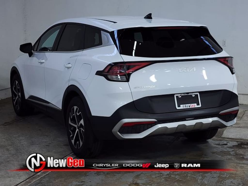 Used 2023 Kia Sportage EX SUV