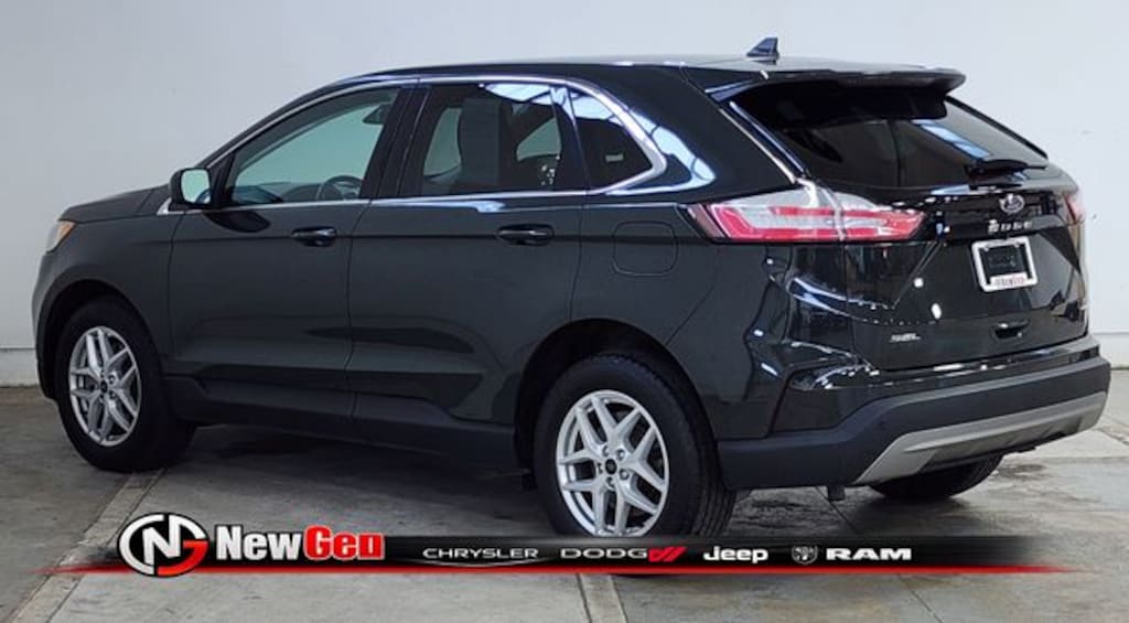 Used 2023 Ford Edge SEL SUV