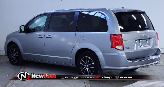 Used 2018 Dodge Grand Caravan SE Plus Minivan/Van