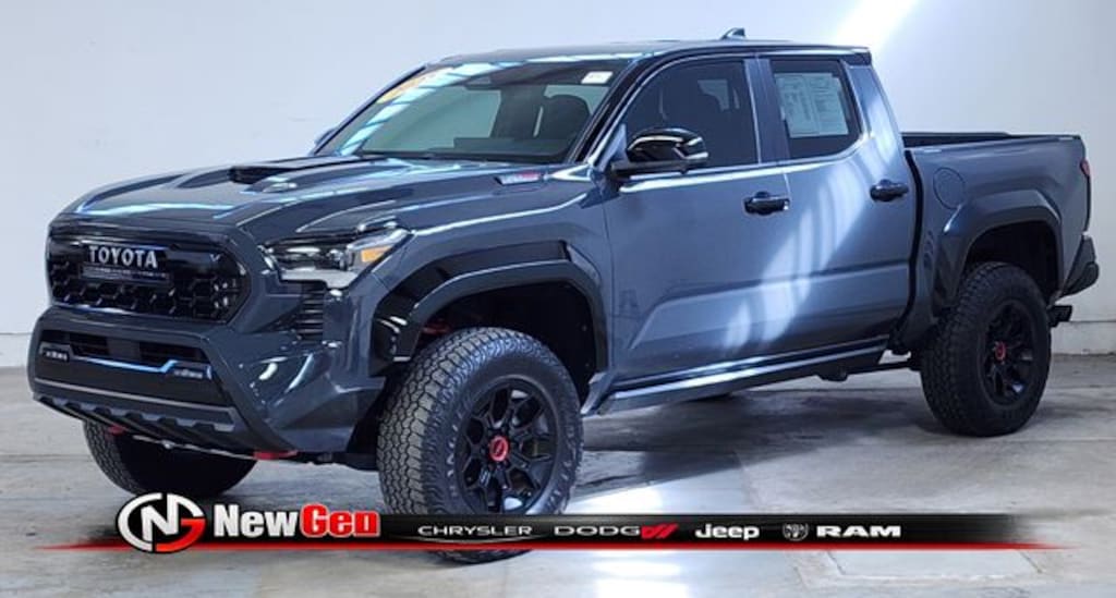 Used 2025 Toyota Tacoma Hybrid TRD Pro Truck