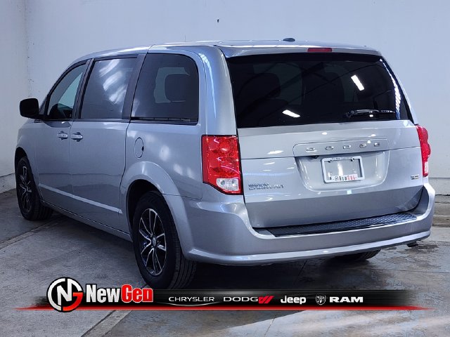 Used 2018 Dodge Grand Caravan SE Plus Minivan/Van