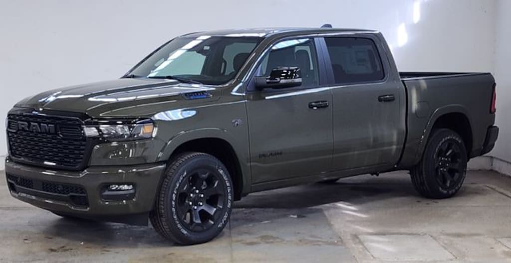 New 2027 Ram 1500 BIG HORN CREW CAB 4X4 5'7 BOX Pickup