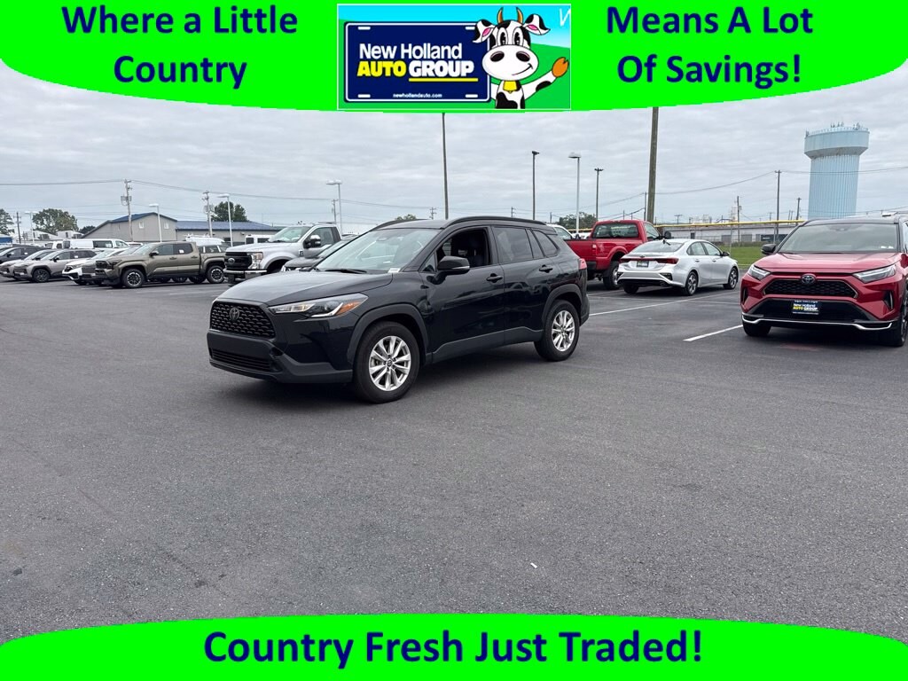 Used 2024 Toyota Corolla Cross LE SUV