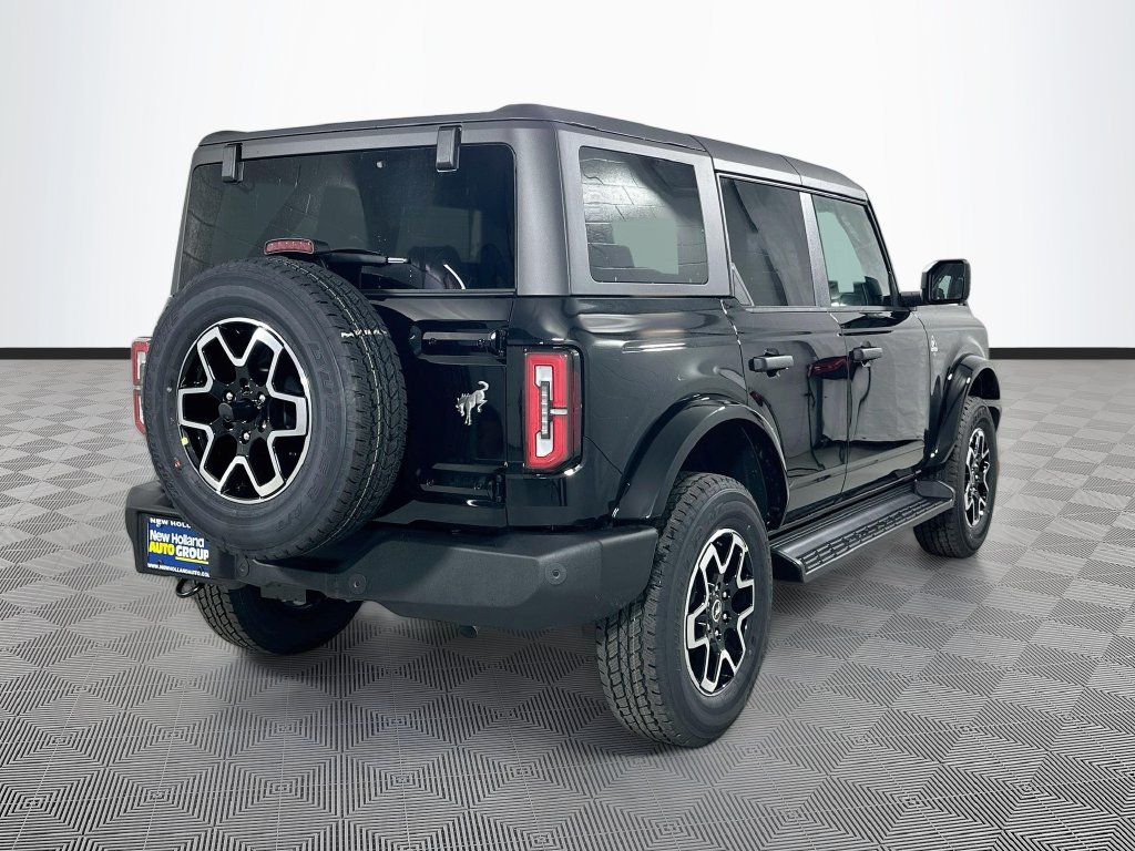New 2026 Ford Bronco Outer Banks SUV