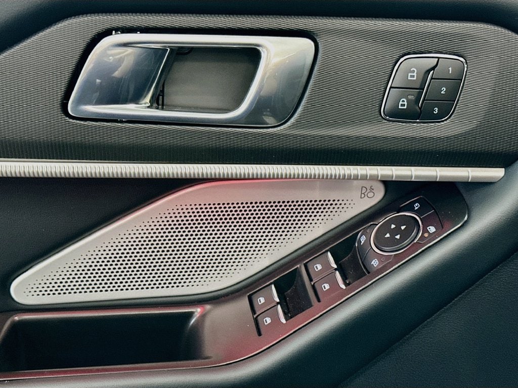 2026 Ford Explorer Tremor - Photo 16