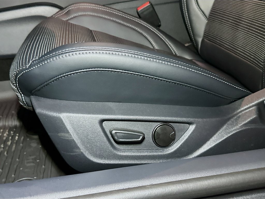 2026 Ford Mustang EcoBoost Premium Fastback - Photo 17