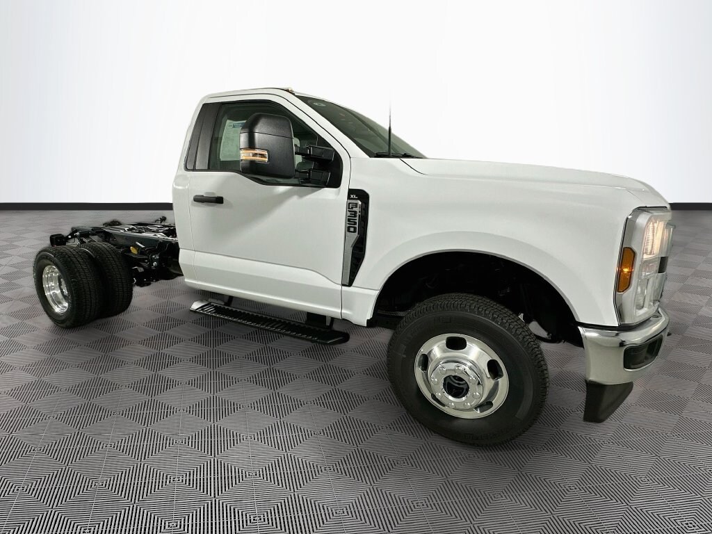 New 2026 Ford F-350 Chassis XL Chassis