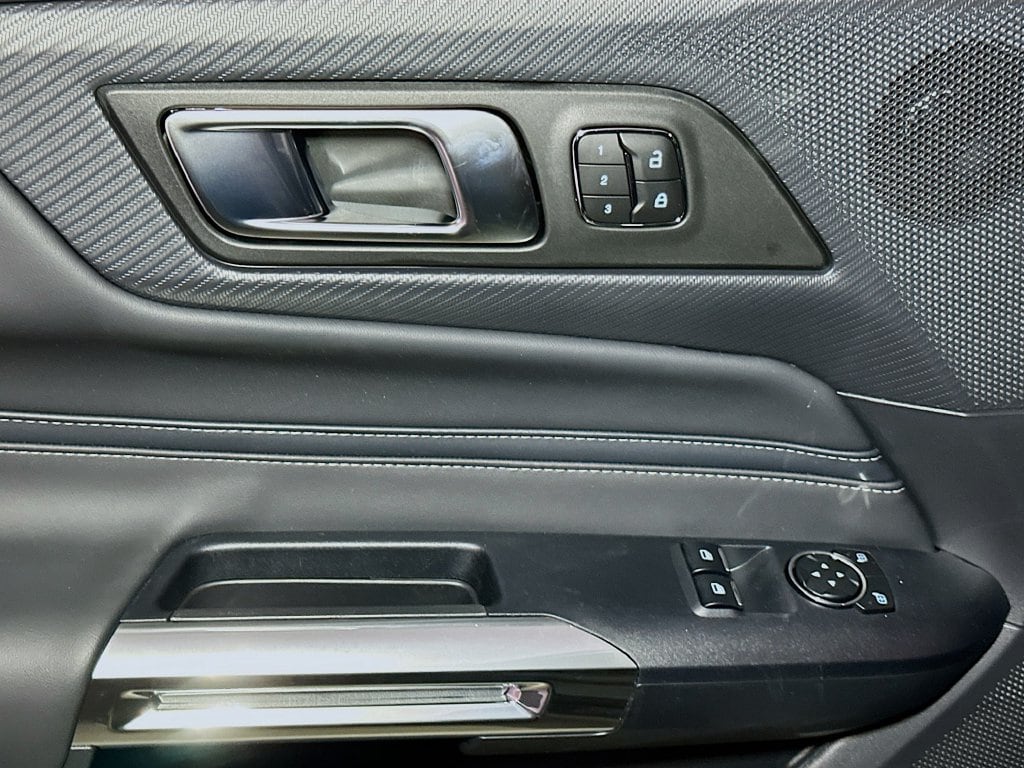 2026 Ford Mustang EcoBoost Premium Fastback - Photo 16