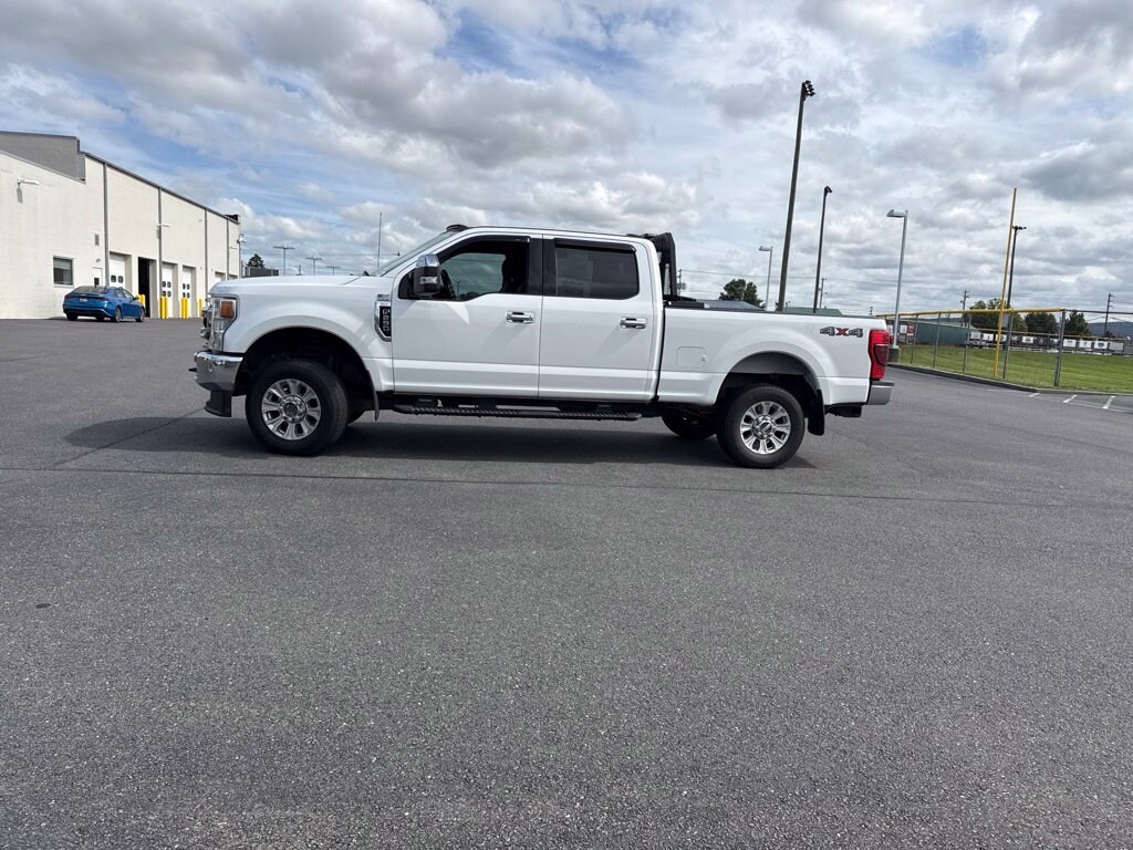 Used 2022 Ford F-250 XLT Truck Crew Cab