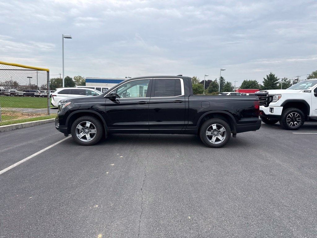 Certified 2025 Honda Ridgeline RTL Truck