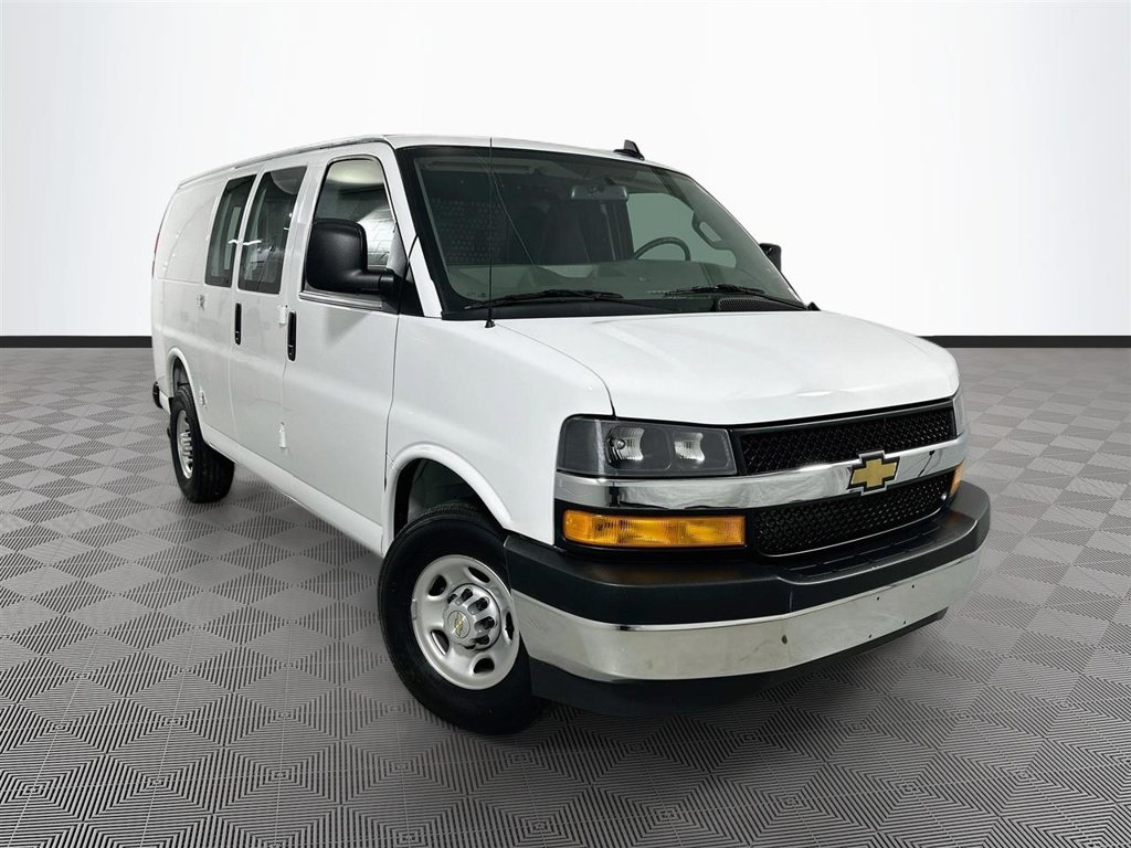 2025 Chevrolet Express Cargo