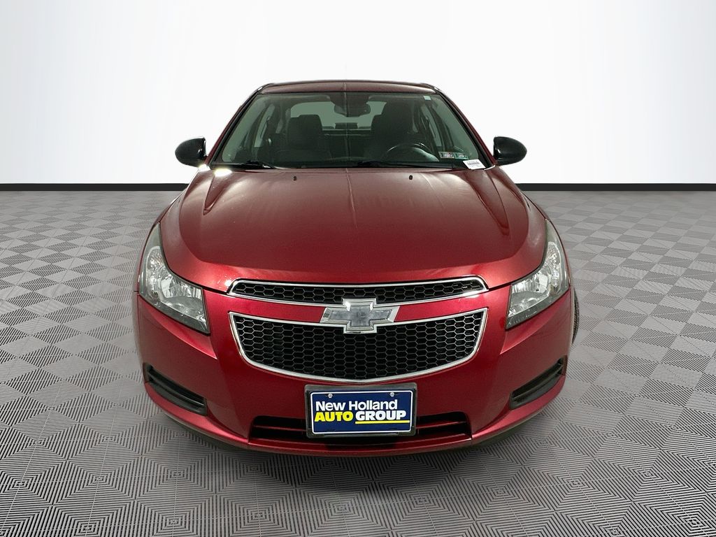 Used 2014 Chevrolet Cruze 1LT with VIN 1G1PC5SBXE7355573 for sale in New Holland, PA