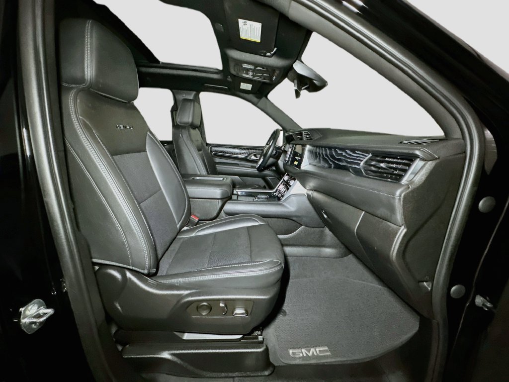 2023 GMC Yukon Denali - Photo 40