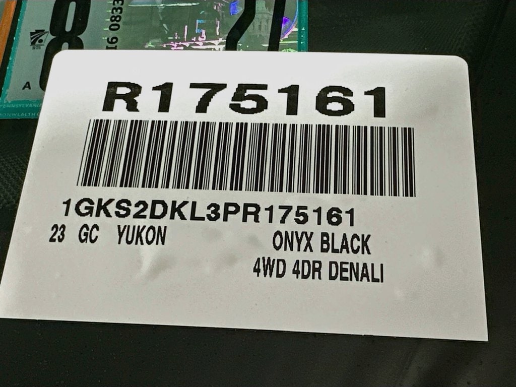 2023 GMC Yukon Denali - Photo 25