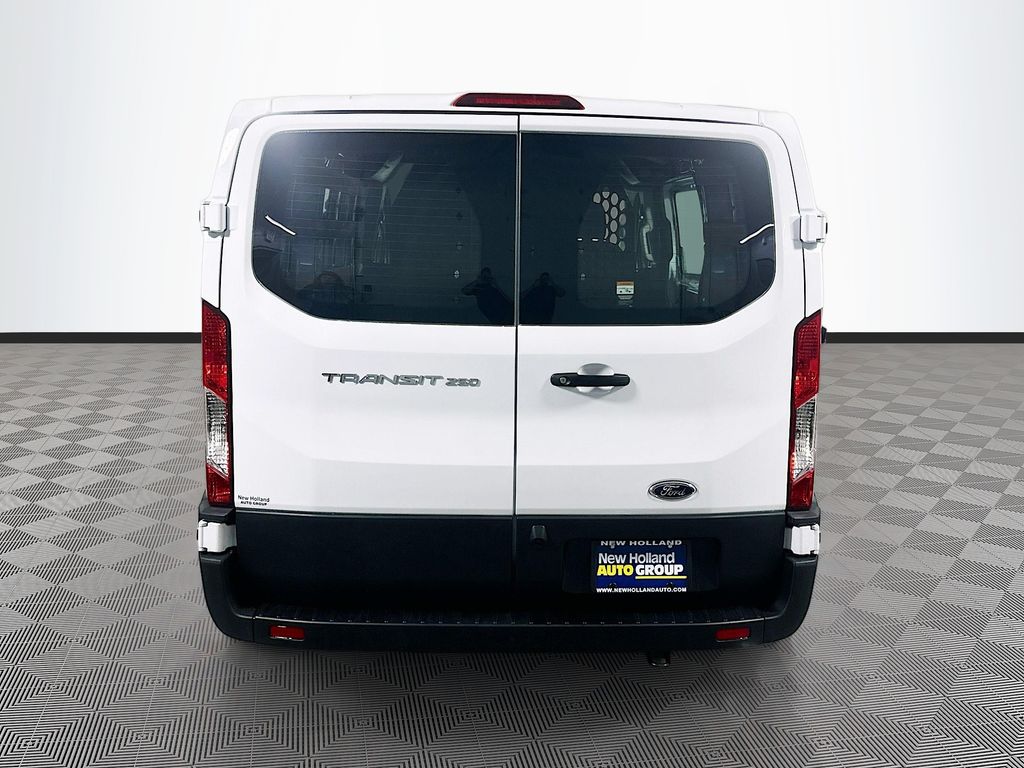 2025 Ford Transit Van Base - Photo 6