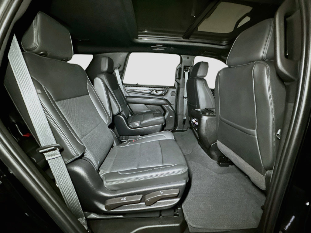 2023 GMC Yukon Denali - Photo 39