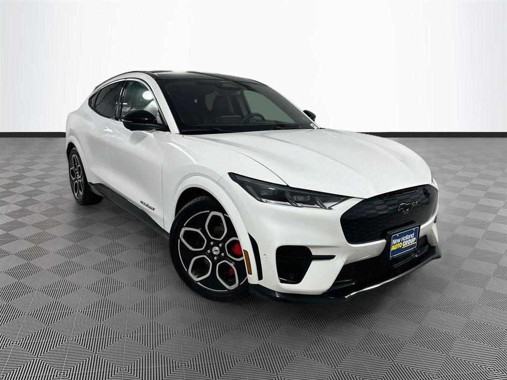 2022 Ford Mustang Mach-E
