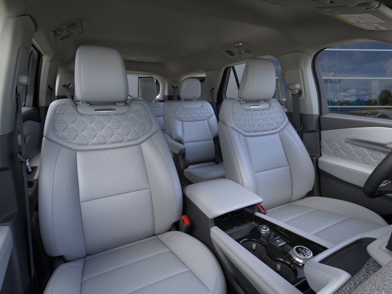 2026 Ford Explorer Platinum - Photo 10
