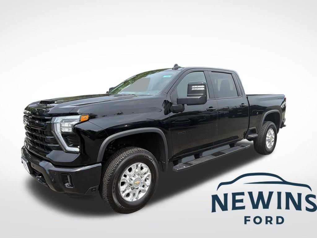Used 2025 Chevrolet Silverado 2500HD LTZ Truck