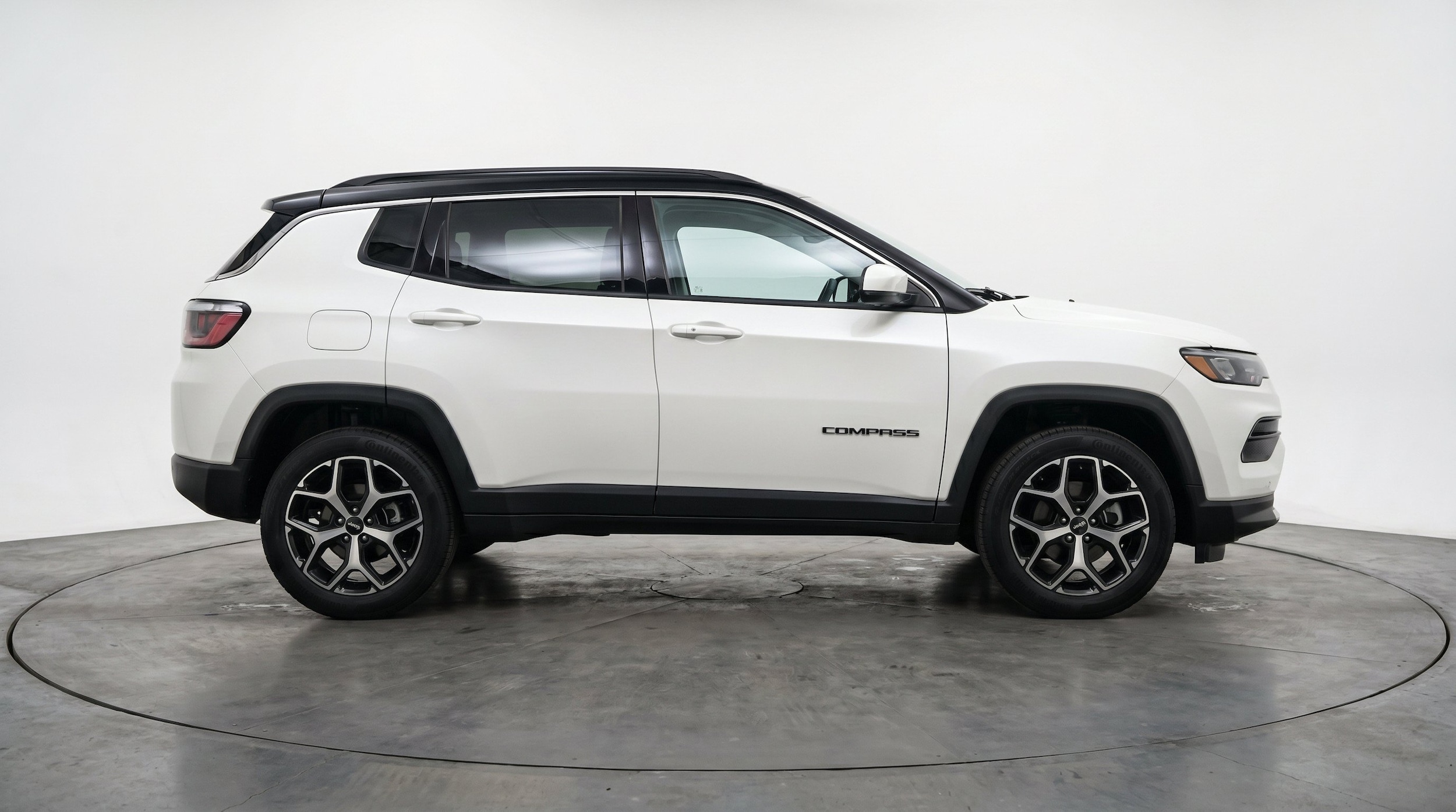 Thumbnail: 2025 Jeep Compass - 10