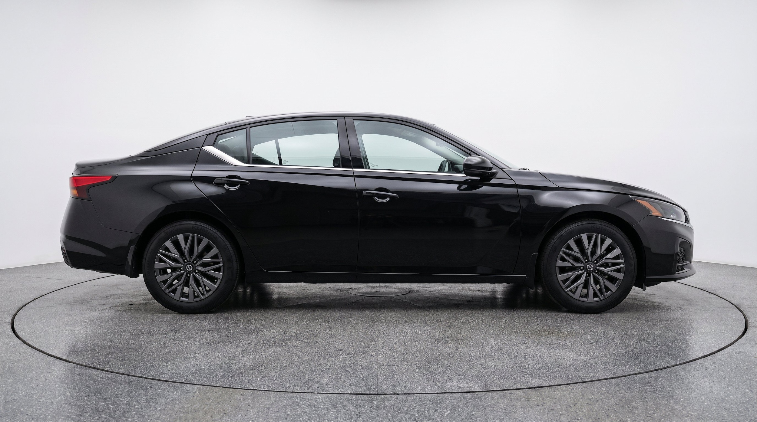 Thumbnail: 2026 Nissan Altima - 10