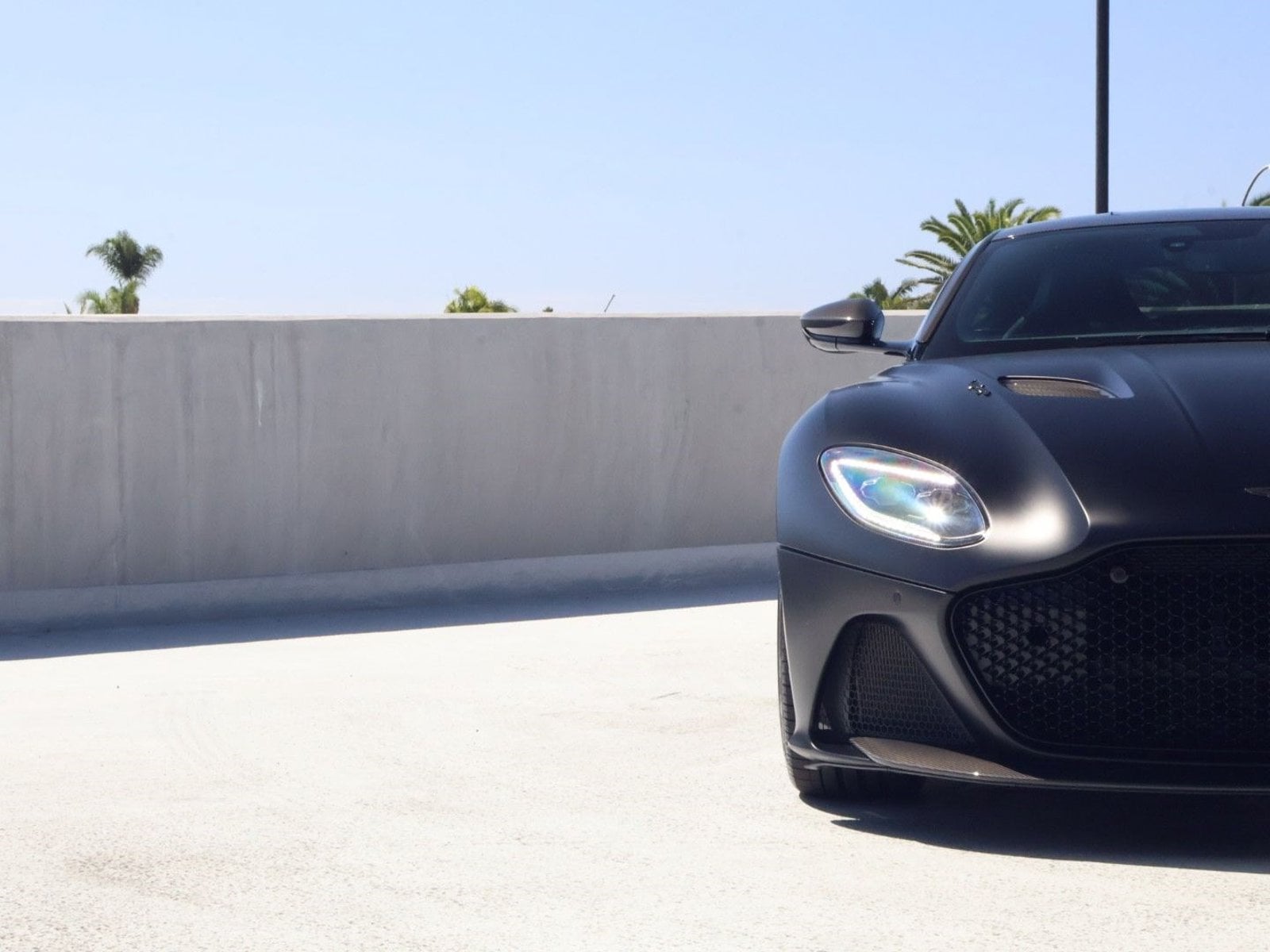 2021 Aston Martin DBS Superleggera Base - Photo 10