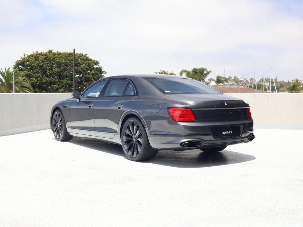 New 2025 Bentley Flying Spur Black Edition Sedan
