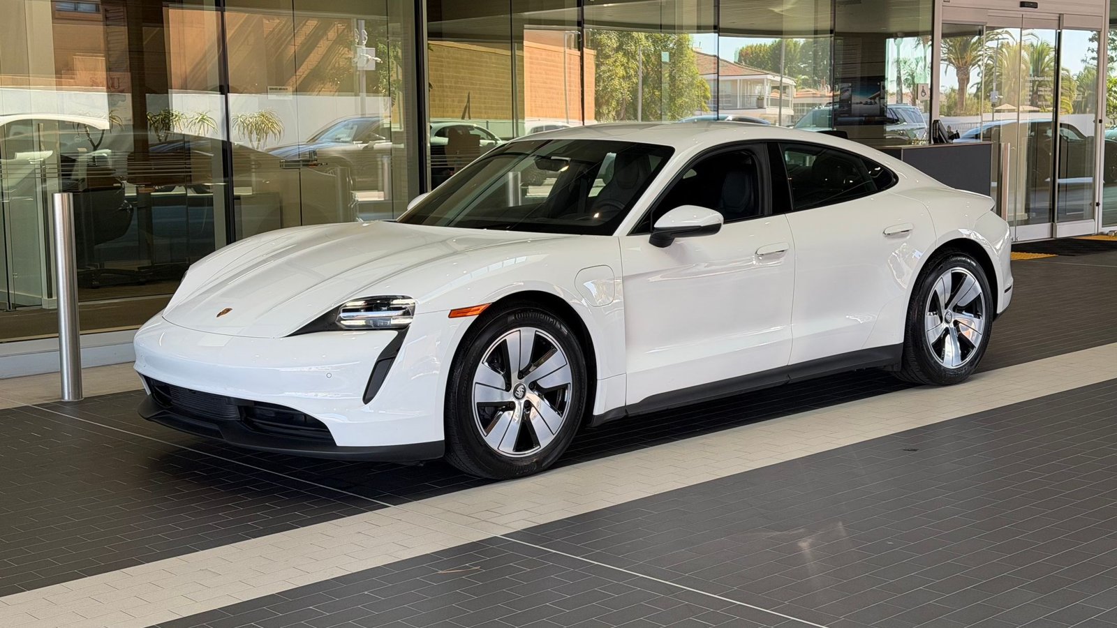 Certified 2023 Porsche Taycan 4dr Car