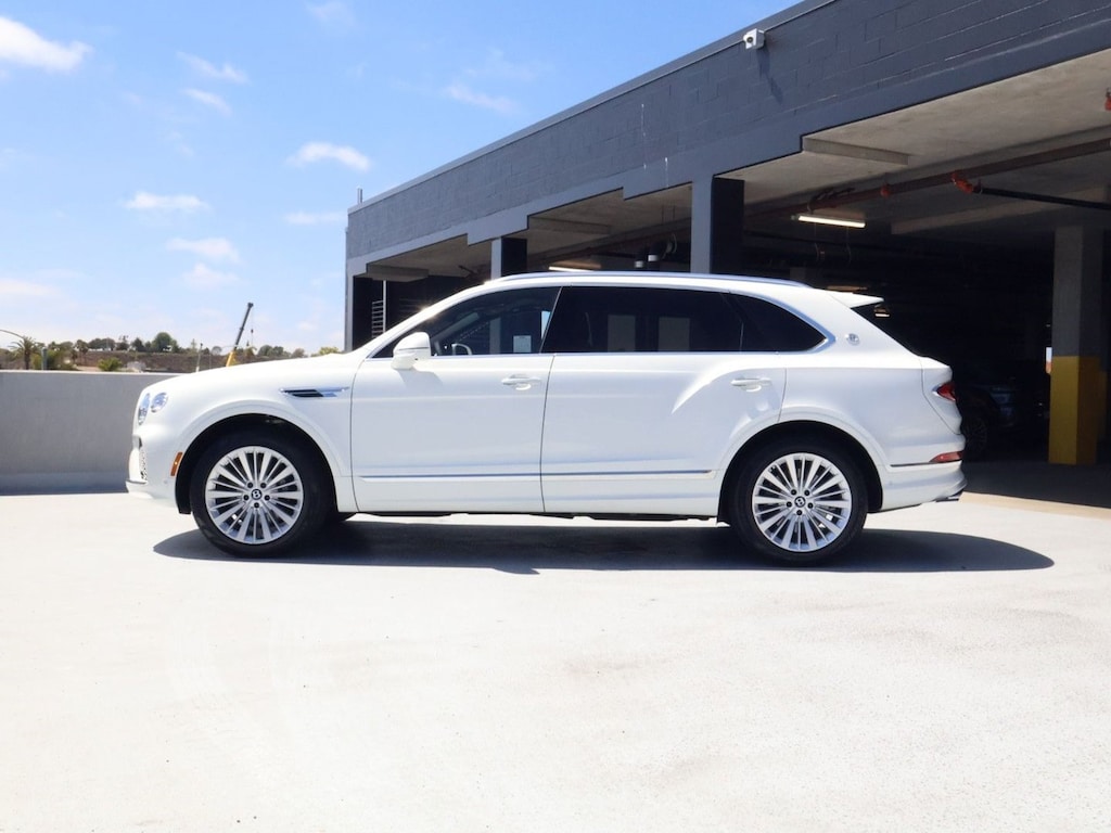 New 2026 Bentley Bentayga V8 SUV