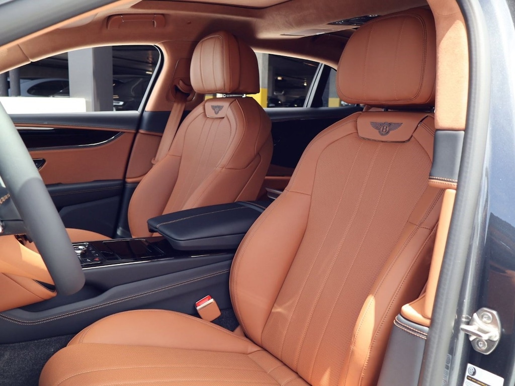 New 2025 Bentley Flying Spur Black Edition Sedan