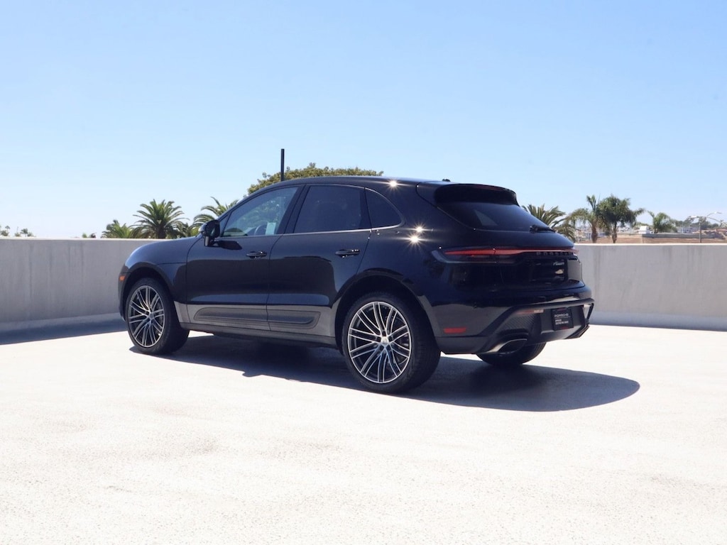 Certified 2024 Porsche Macan SUV