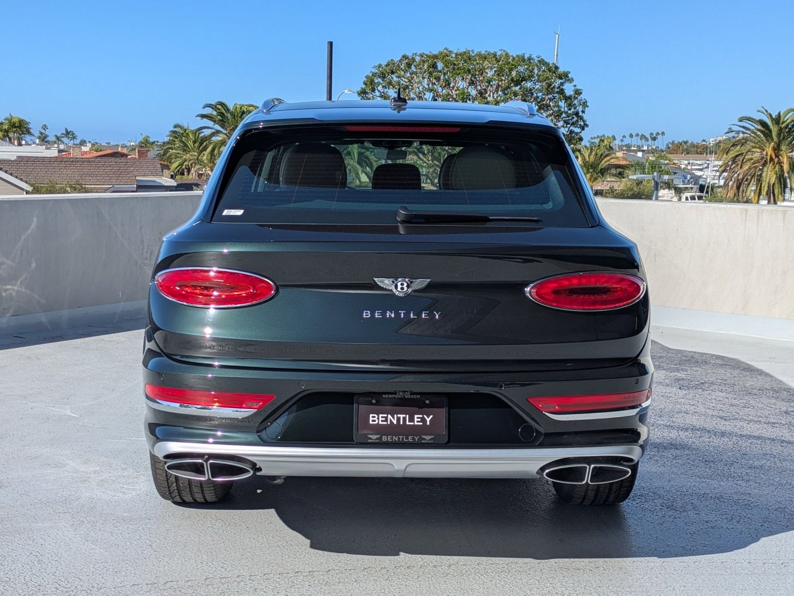 2025 Bentley Bentayga Azure - Photo 11