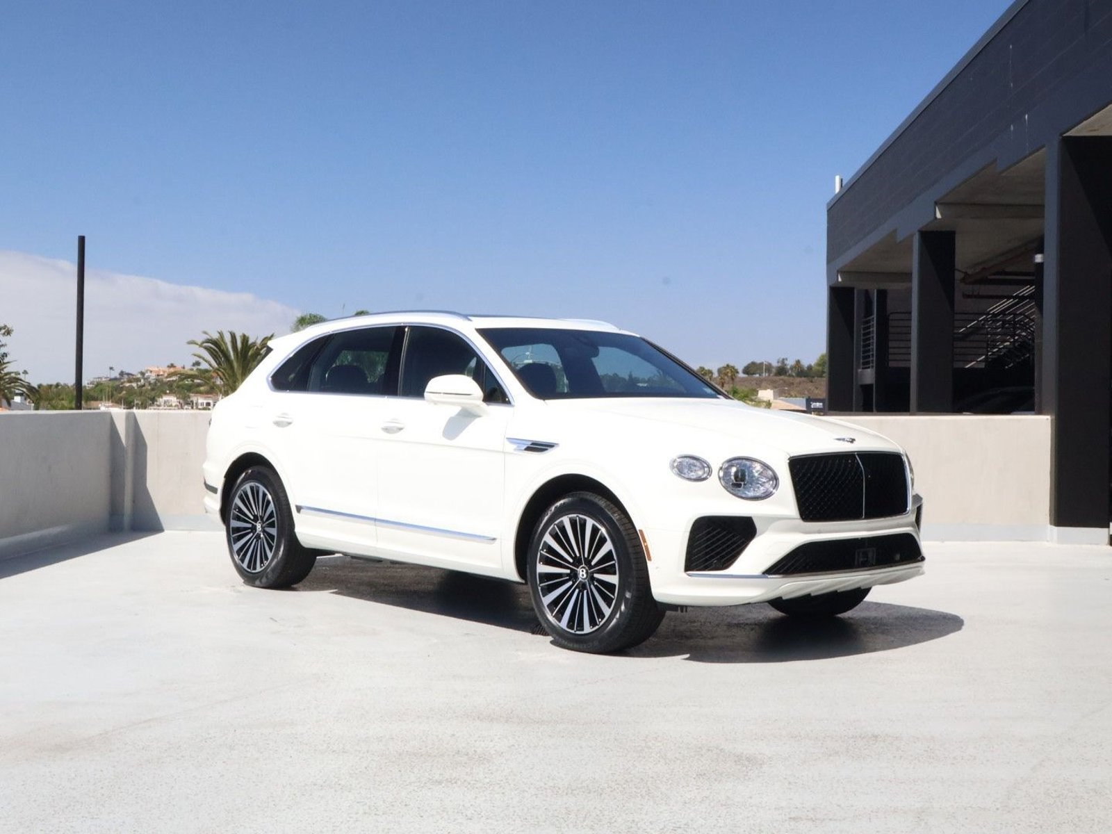 2026 Bentley Bentayga V8 SUV
