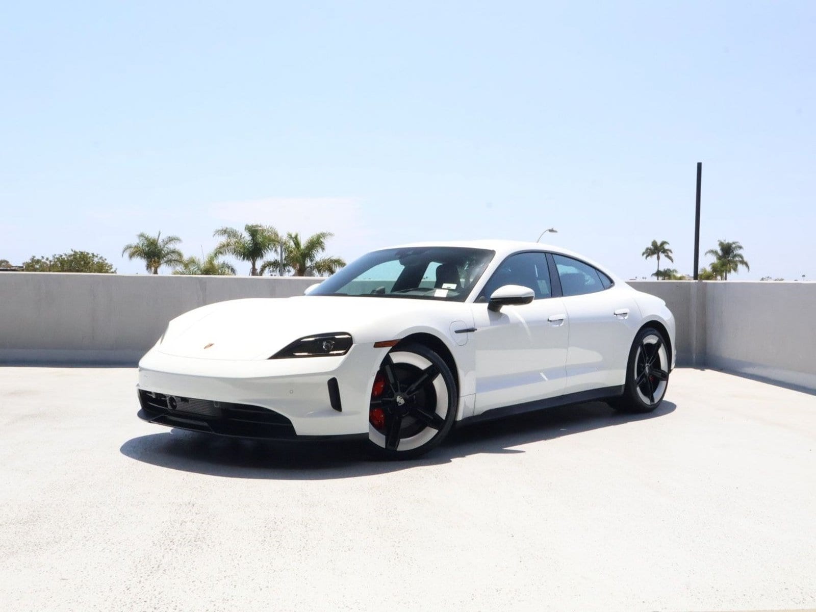 2025 Porsche Taycan